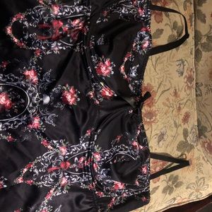 NWT DOLLSKILL 1X Slip dress